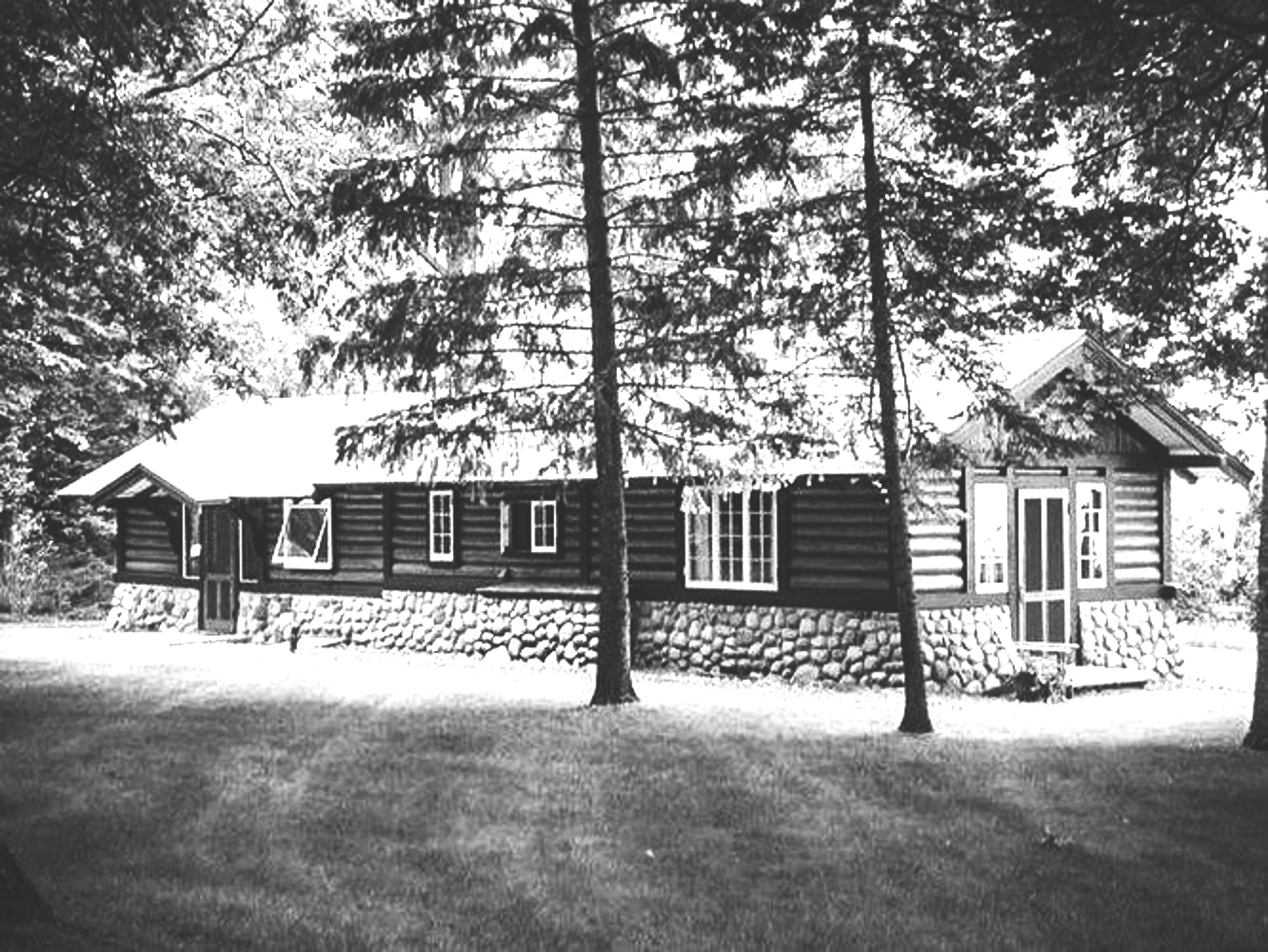 mls-449258-2841-n-lake-shore-drive-harbor-springs-mi-49740.15bw copy.jpg